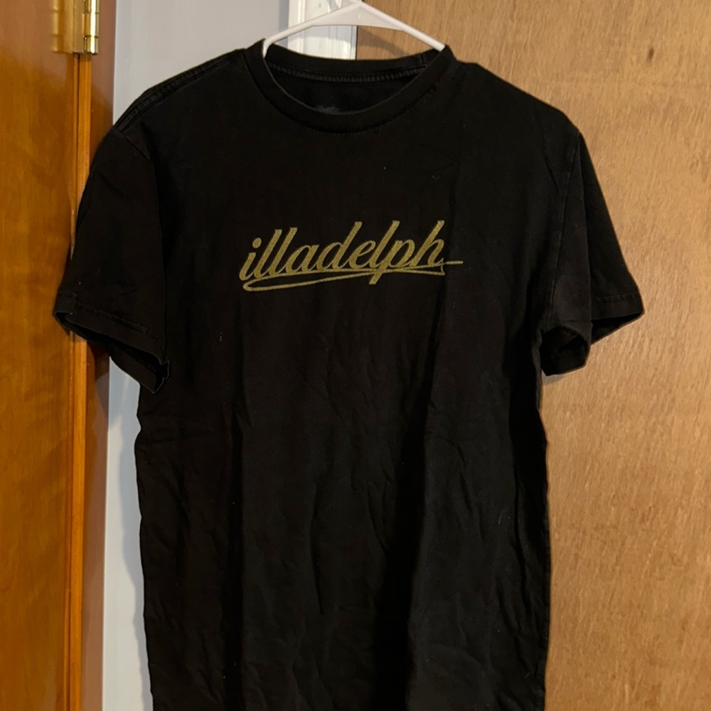 VINTAGE ILLADELPH T-SHIRT